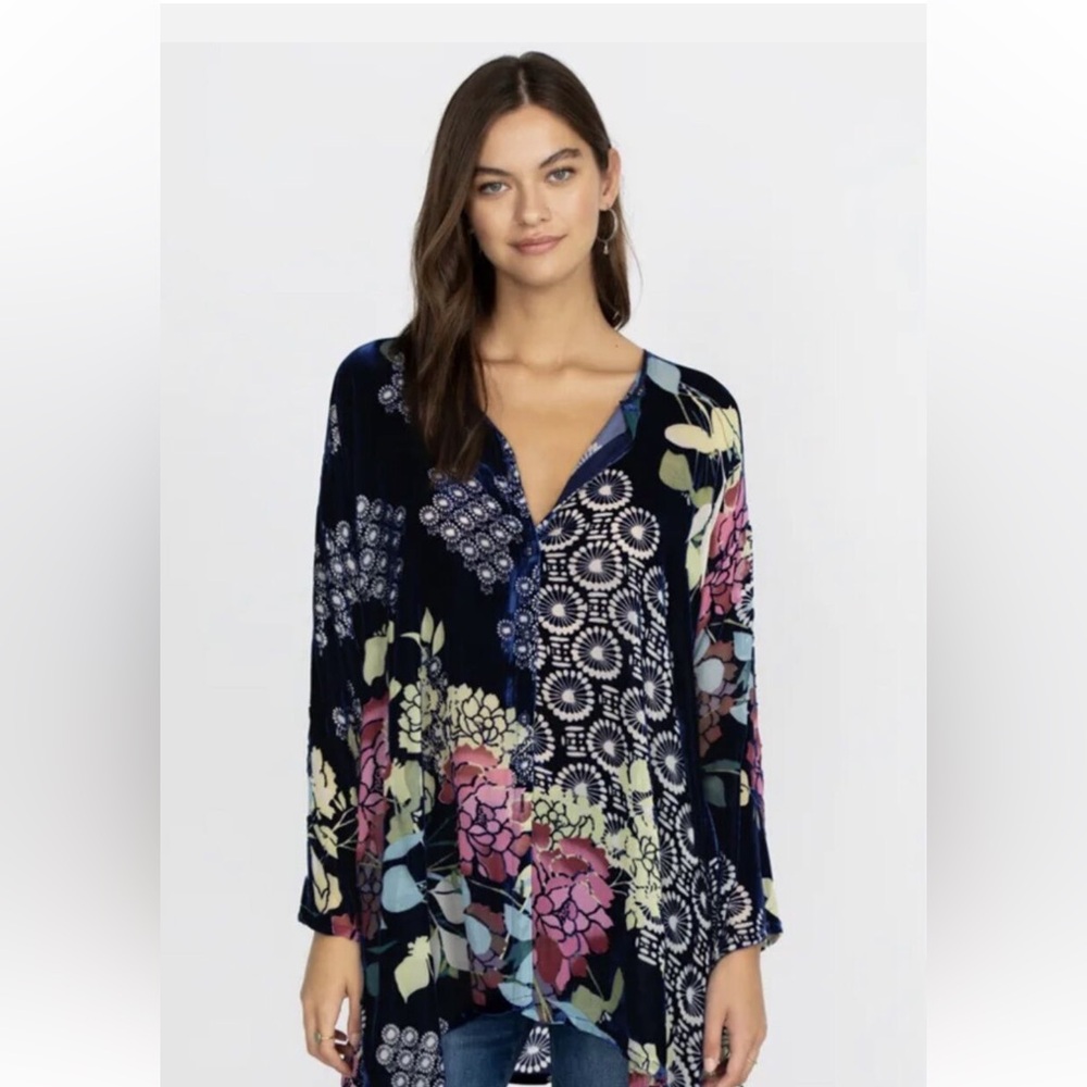 Sierra Burnout Tunic by Johnny Was